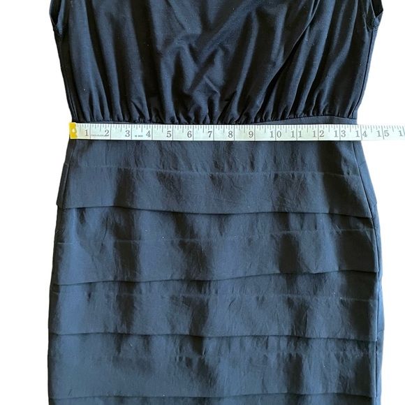 Alice + Olivia open back‎ dress - Picture 3 of 7